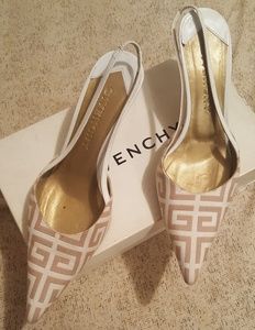 Givenchy kitten heel shoe